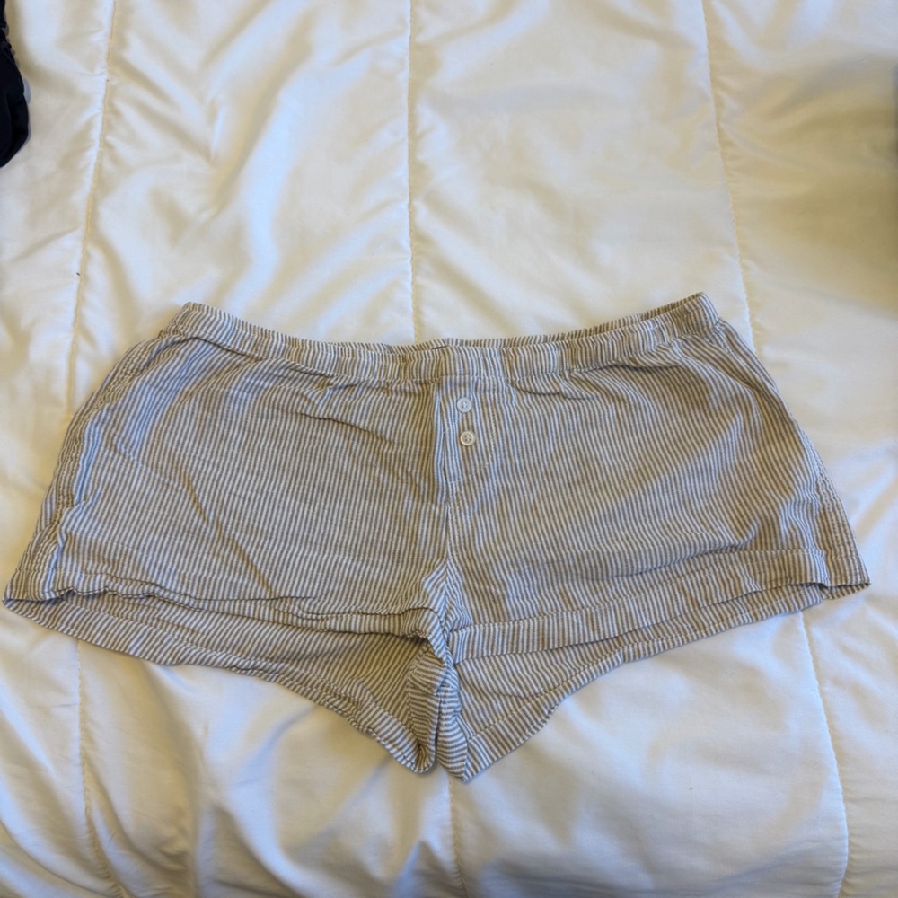 Brandy Melville shorts